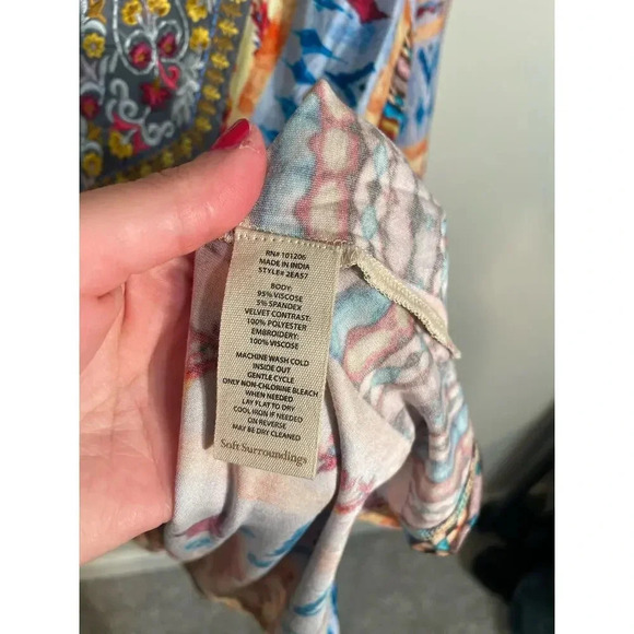 Soft Surroundings Fifi Embroidered Colorful Artsy Tunic Top - Picture 11 of 11